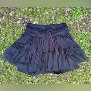 Popflex black pirouette skirt shorts